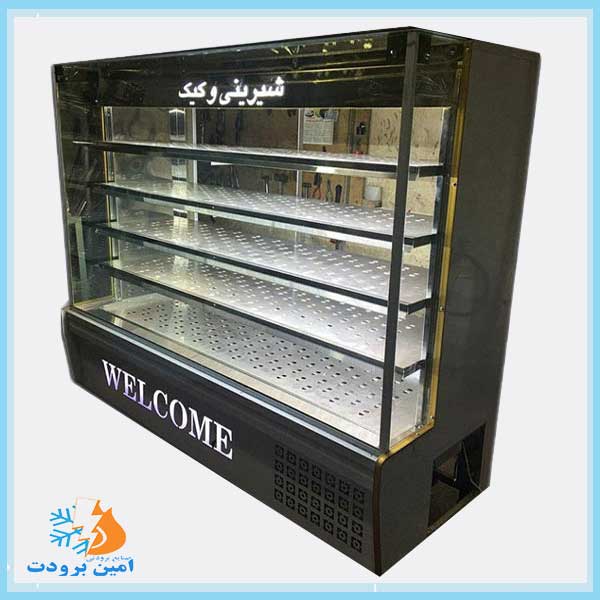 ویترین قنادی دومتری